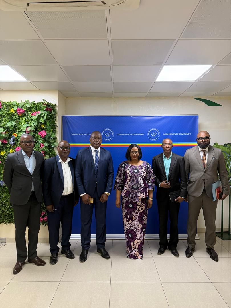 ASSAINISSEMENT DE KINSHASA : LE GOUVERNEMENT S'APPRÊTE À SCELLER UN PARTENARIAT STRATÉGIQUE POUR TRANSFORMER LES DÉCHETS EN ÉNERGIE