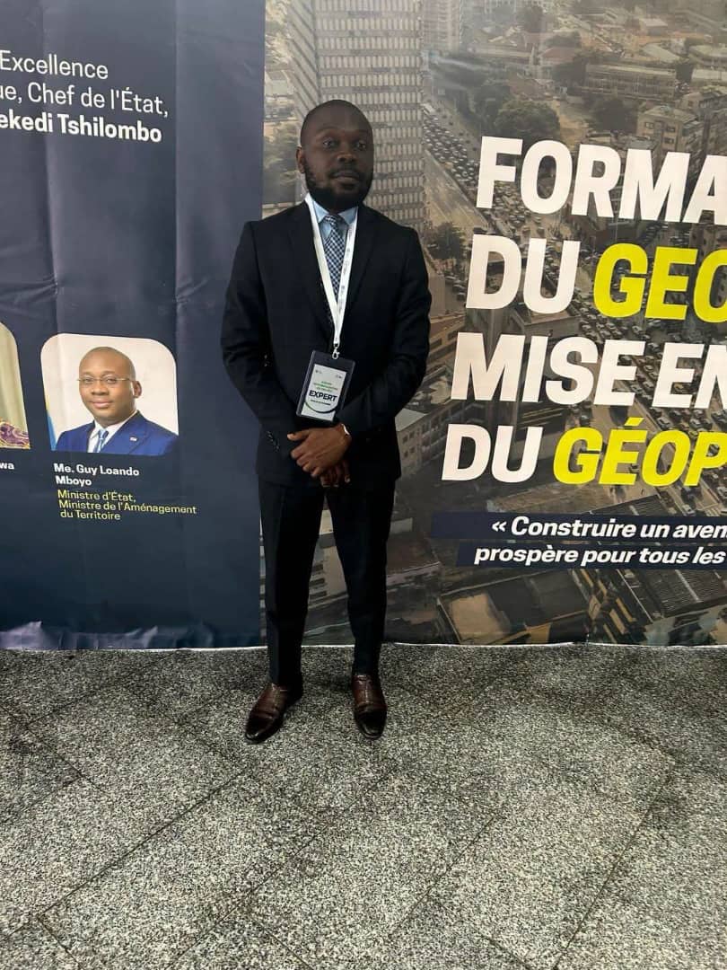 KINSHASA FACE À SES EAUX : L’URGENCE D’UN SCHÉMA DIRECTEUR D’ASSAINISSEMENT À LA HAUTEUR D’UNE MÉGAPOLE