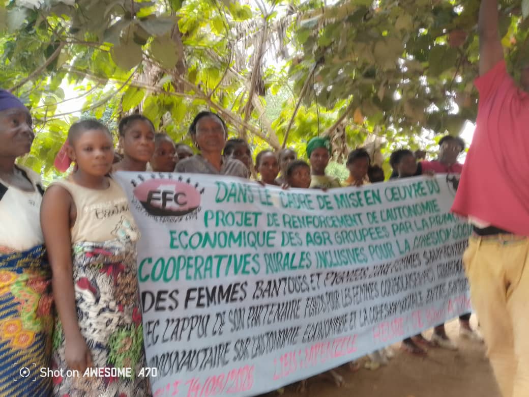 PENZELE : FEMMES BANTOUES ET PYGMEES MOBILISÉES POUR DES COOPÉRATIVES INCLUSIVES ET UNE COHÉSION SOCIALE DURABLE