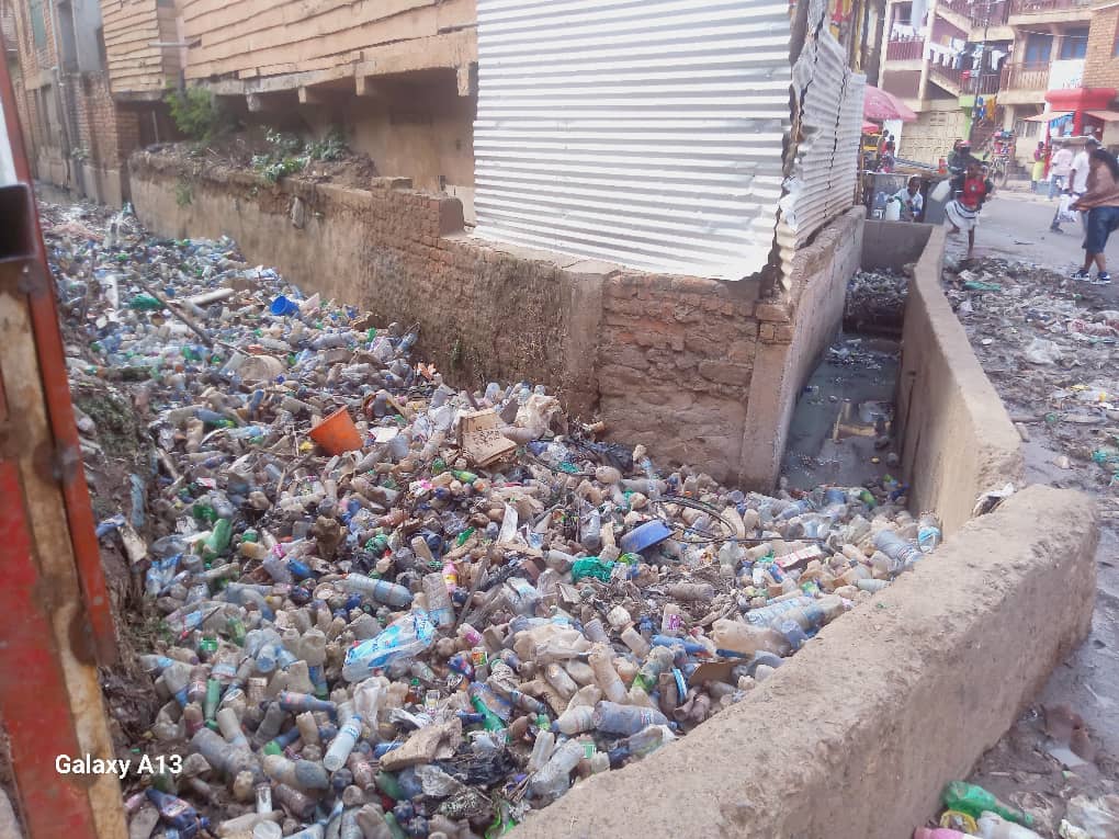 Sud-Kivu:  face au défi des déchets ménagers : la société civile environnementale alerte sur les risques sanitaires et écologiques